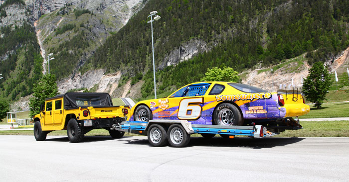 Barthau Fahrzeugtransporter mit Nascar Rennauto