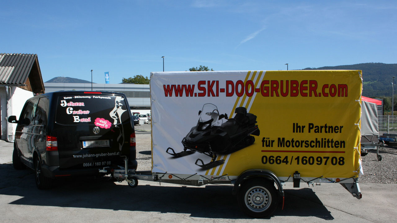 Pongratz Anhänger, Anhängergröße: 3.010 x 1.650 mm, Planeninnenhöhe: 1,60 m, Planendruck: Digitaldruck 